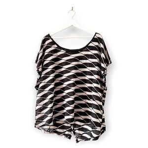 Lane Bryant Blouse Top Crochet Knitted Sleeveless Split Back Plus Size 26/28